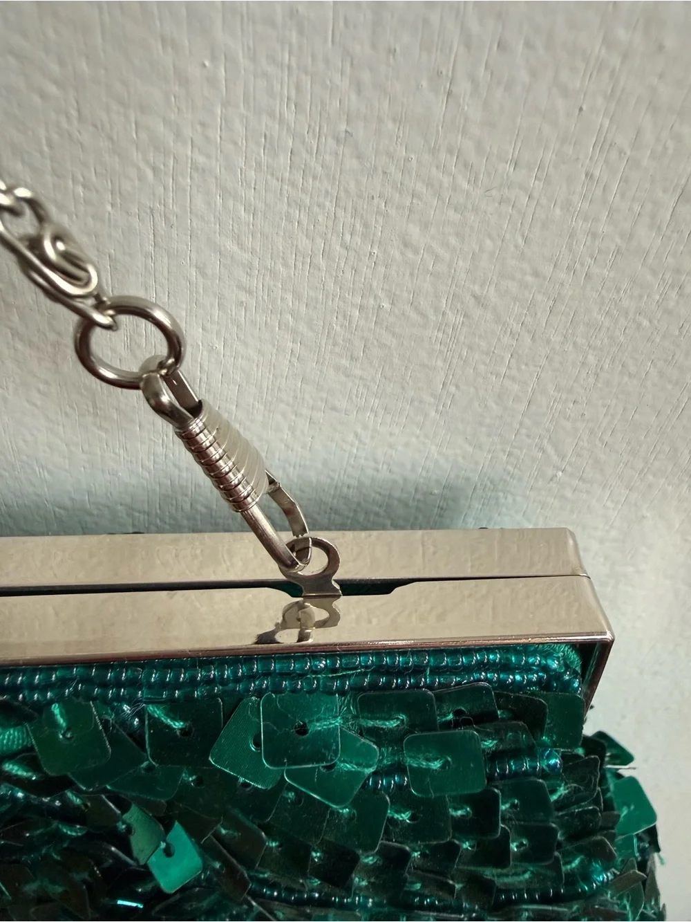 Apt. 9 Teal Sequin Clutch, Silver Kiss-Lock Frame, Chain Strap